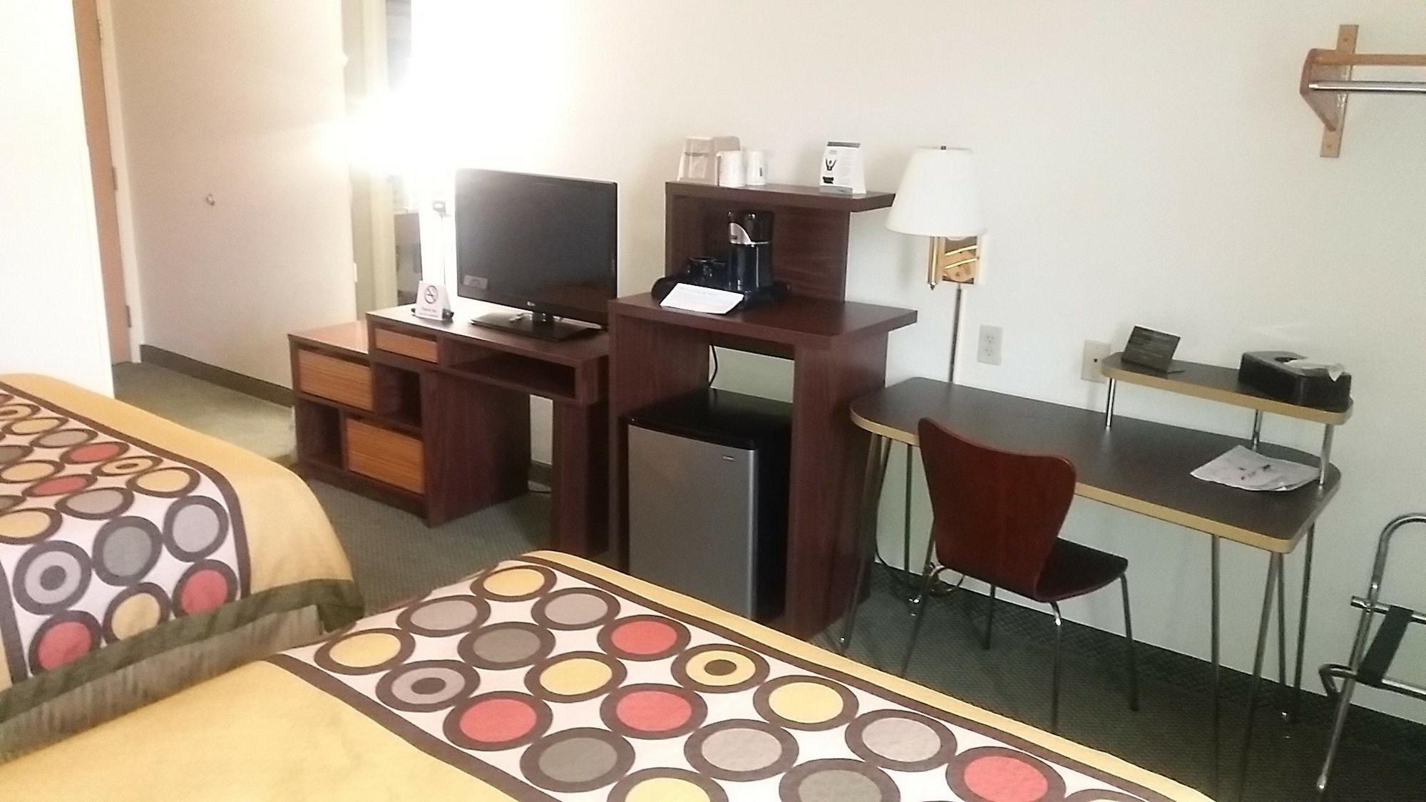 מלון Super 8 By Wyndham West Middlesex/Sharon Area מראה חיצוני תמונה